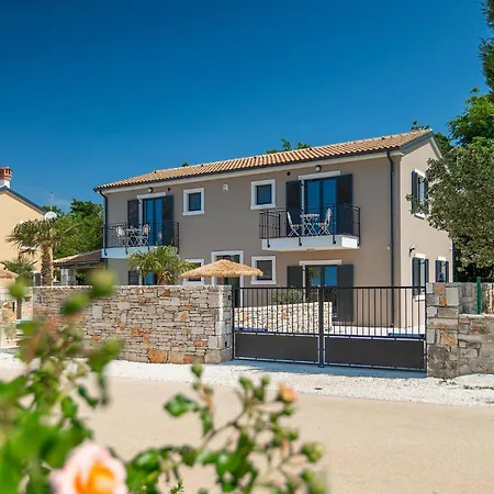 Sonnenschein Σπίτι διακοπών Ρόβινι